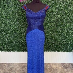 Elegant Blue Evening Gown